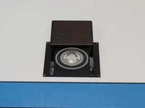 Ciphergen ProteinChip Mass Spectrometer for Protein Analysis, 4 of 5