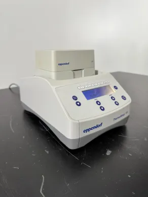 Eppendorf ThermoMixer FP Benchtop Heating and Mixing Instrument