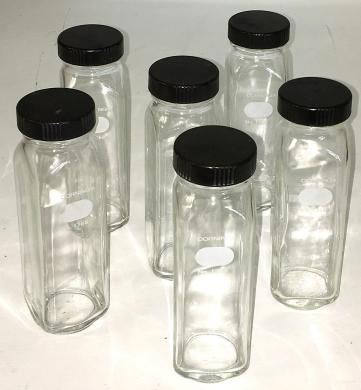 Corning PYREX 1368 Wide-Mouth Milk Dilution Bottle with Cap - 160 mL-cover