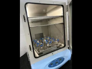 Thermo Scientific Max Q 6000 Temperature-Controlled Orbital Incubator Shaker, 4 of 9