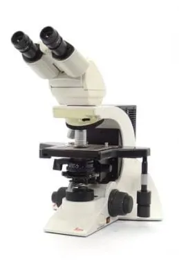Leica DM 2000 Biological Microscope