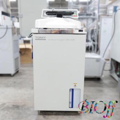 TOMY LBS-245 Vertical Steam Autoclave 22 L