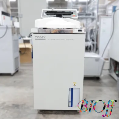TOMY LBS-245 Vertical Steam Autoclave 22 L