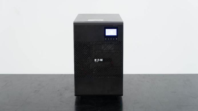 Eaton 9SX 3000 Uninterruptible Power Supply for Laboratory Equipment-cover