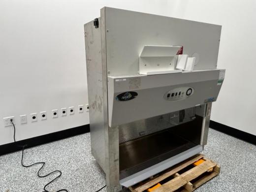 NuAire NU-425-400 BioSafety Cabinet-cover
