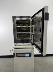 Thermo Scientific Heracell Vios 160i Double-Stack CO2 Incubator System, 4 of 4