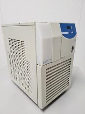 Thermo Neslab M75 Merlin Series Recirculating Cooler Lab-cover