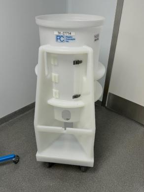 Plastic Concepts 100L Laboratory Storage Tank for Liquid Handling-cover