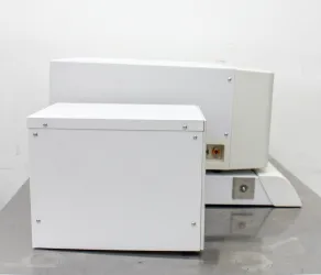 Luminex 100/200 Multiplex Protein and RNA Analyzer with xMAP Technology, 10 of 12