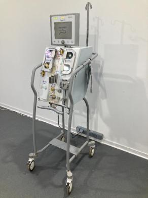 AQUARIUS Clinical Medical Device with PLATINUM 4 Software by Edwards Lifesciences-cover