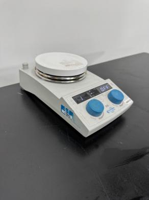Chemglass Arex 6 Digital Pro Benchtop Heating Magnetic Stirrer with Digital Control-cover