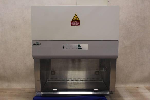 Nuaire NU-440-400E Biological Safety Cabinet-cover