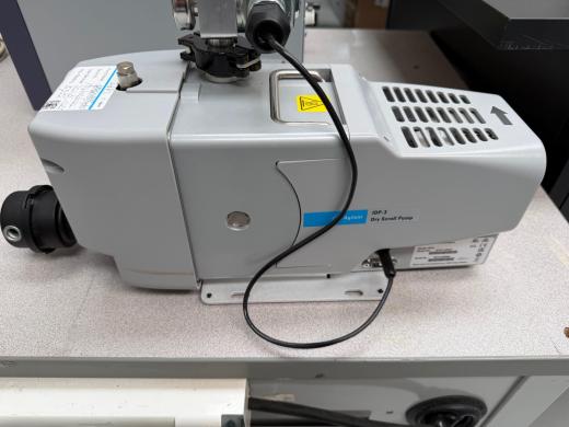 Agilent IDP-3 Dry Scroll Vacuum Pump for Laboratory Applications-cover