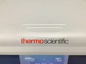 Thermo Fisher Sorvall X4R Pro MD Refrigerated Benchtop Centrifuge with Touchscreen, 9 of 12