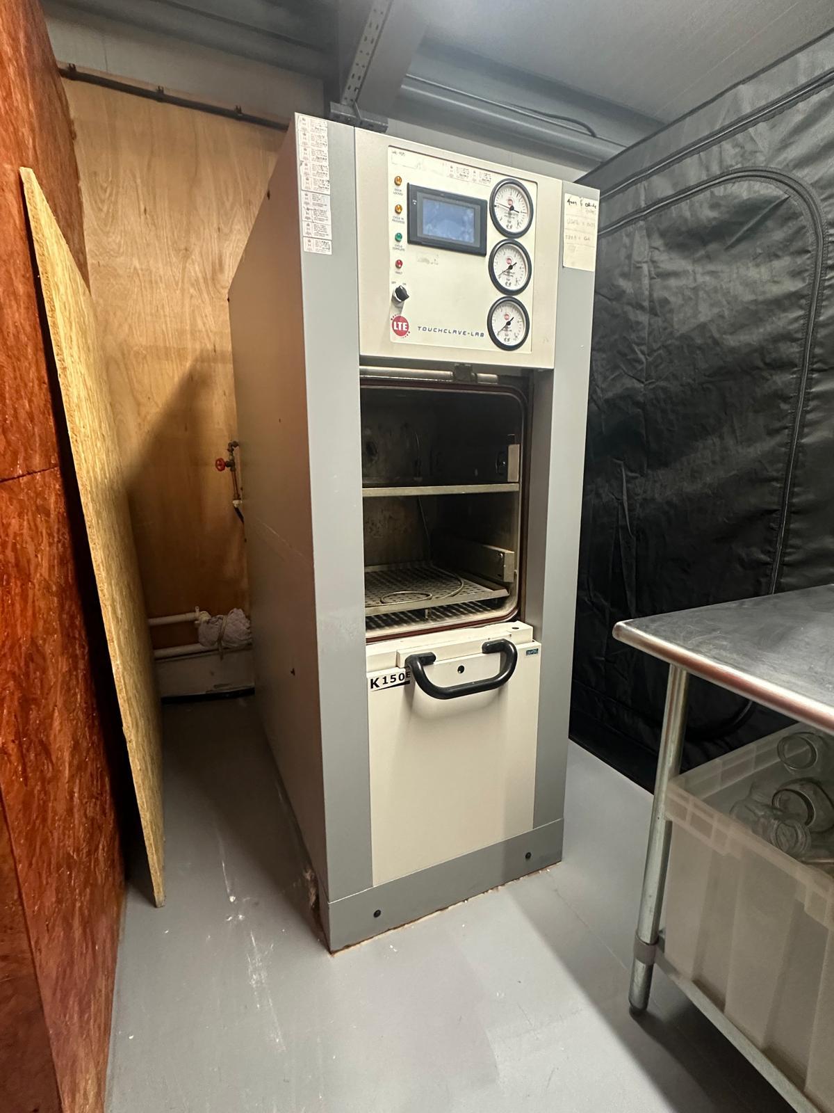 LTE Touch-Clave K150e Laboratory Autoclave