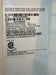 Frigidaire FFRU17B2QWD Upright Laboratory Refrigerator for Sample Storage, 3 of 4