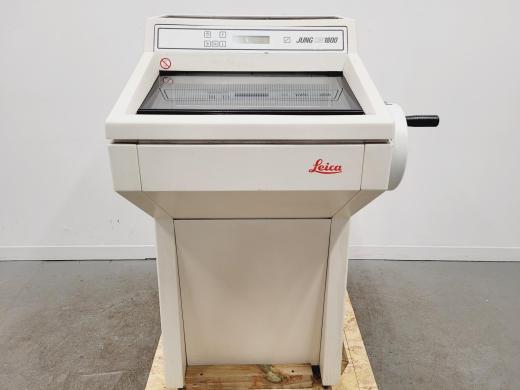 Leica Cryocut 1800 (Reichert-Jung CM1800) for Spares/Repair-cover