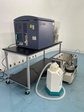 BD FACSAria IIu 3-Laser High-Speed Automated Cell Sorter