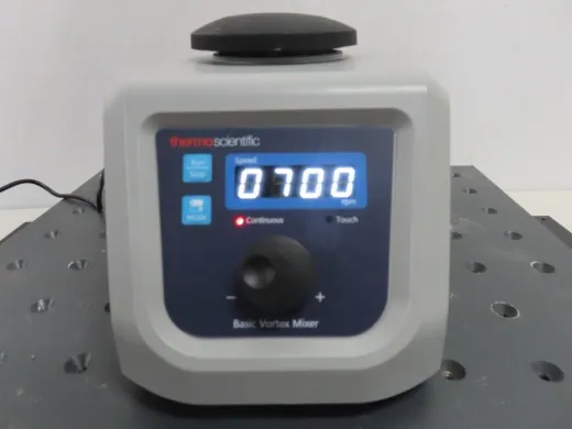 Thermo Scientific 88882011 Vortex Mixer for Laboratory Sample Homogenization