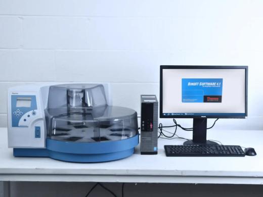 Thermo Scientific KingFisher Flex Automated Purification System-cover