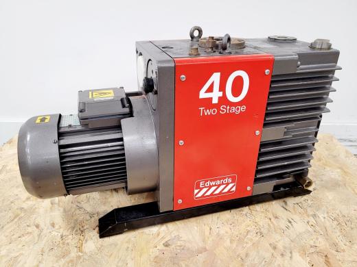 Edwards E2M40 Rotary Vane Laboratory Vacuum Pump – 60 kg-cover