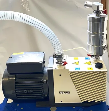 Agilent Varian DS 602 Dual-Stage Oil-Sealed Rotary Vacuum Pump with Oil Mist Filter (17.6 CFM)