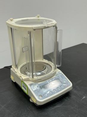 A&D HR-100A analytical balance-cover