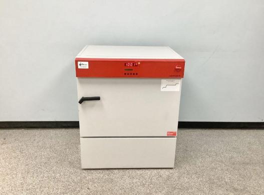 Binder KB 115 BOD Incubator with Heating and Cooling for Precise Temperature Control-cover