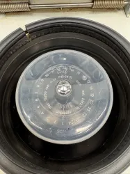 Eppendorf 5415R Refrigerated Centrifuge, 4 of 4
