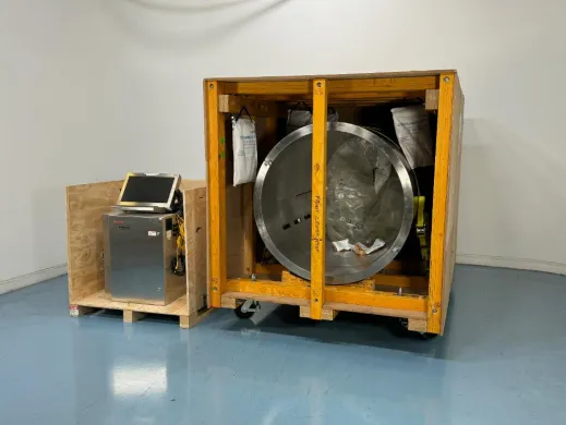 Thermo HyPerforma 2000 L Single-Use Bioreactor System with Stainless Steel Mixing Vessel