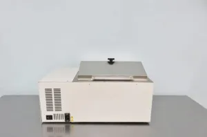 Thermo CIR19 Circulating Water Bath with ±0.05 °C Temperature Uniformity and 19L Capacity, 4 of 12