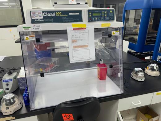 AirClean 600 PCR Workstation Model AC632LFUVC with HEPA-Filtered Airflow and UV Sterilization-cover