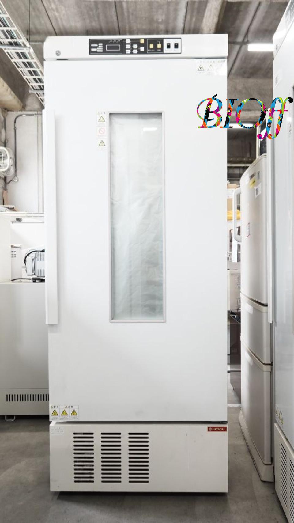 Hitachi CRB-32A Refrigerated Incubator, 287 L