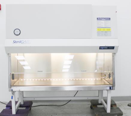 Baker SG 603A-HE Class II Biosafety Cabinet with HEPA Filtration and Stediflow Airflow System-cover