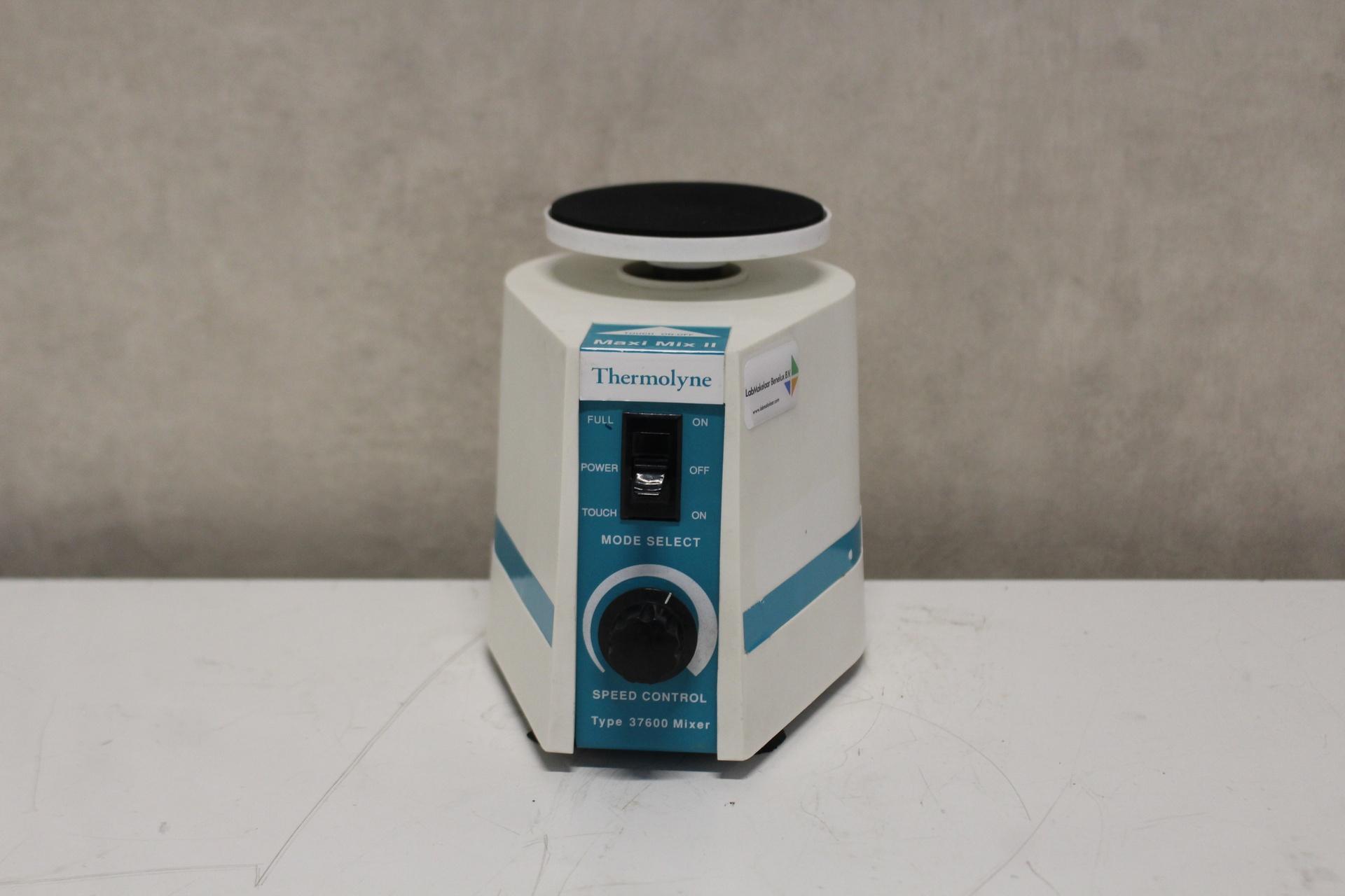 Thermolyne Maxi Mix II Benchtop Vortex Mixer with Variable Speed Control