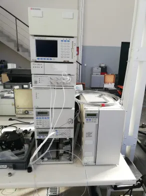 Shimadzu 10A HPLC System