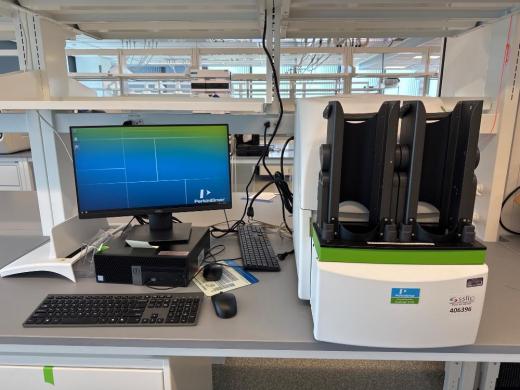 PerkinElmer EnVision 2105 Multimode Plate Reader for Fluorescence, Luminescence, and Absorbance Detection-cover