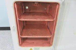 Thermo Scientific HeraCell 150i 150 L CO2 Incubator with Direct Heating and Built-in Decontamination, 6 of 13