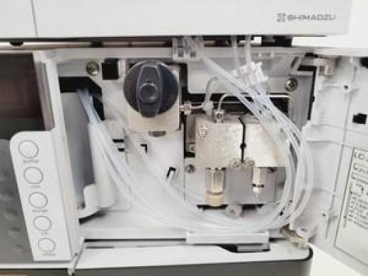 Shimadzu Prominence HPLC System with Software | QuestPair