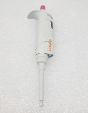 Corning Lambda 200 Autoclavable Adjustable Volume Pipettor 20-200 µL with Tip Ejector-cover