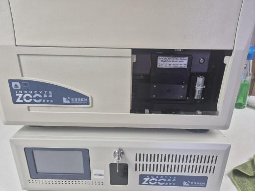 Essen Bioscience Incucyte Zoom Live-Cell Analysis System-cover
