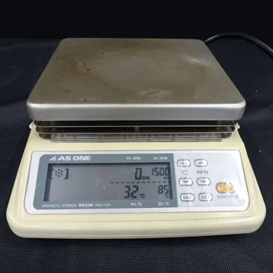 AS ONE RSH-1DN Hot Plate Stirrer with Temperature Control and Variable Speed
