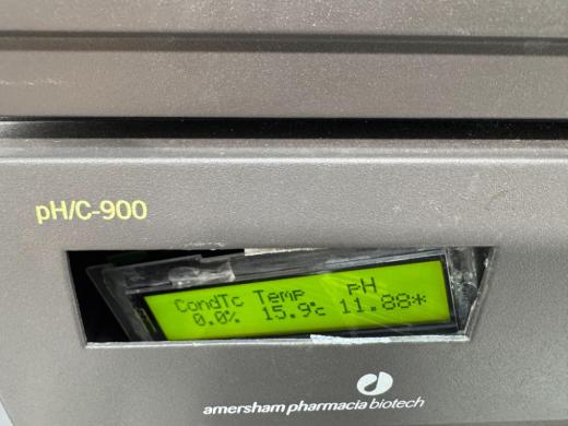 Amersham AKTA Explorer 100 Fast Protein Liquid Chromatography System-cover