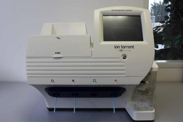 Thermo Ion Personal Genome Machine System-cover