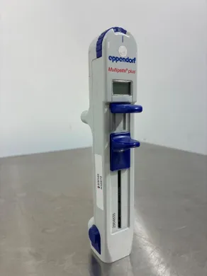 Eppendorf Multipette plus Manual Adjustable Volume Pipette for Precise Liquid Handling