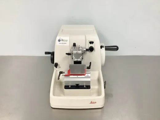Leica RM2235 Manual Rotary Microtome for Controlled Paraffin Tissue Sectioning