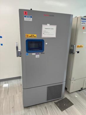 Thermo Scientific TSX Series TSX60086D Ultra Low Temperature -80°C Freezer-cover