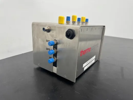 Thermo Scientific F110 Bioprocess Controller with Six Flow Input Channels