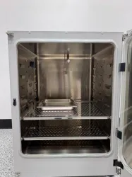 Binder CB-S 260 - UL E7 CO2 Laboratory Incubator with Digital Control and Stainless Steel Interior, 3 of 4