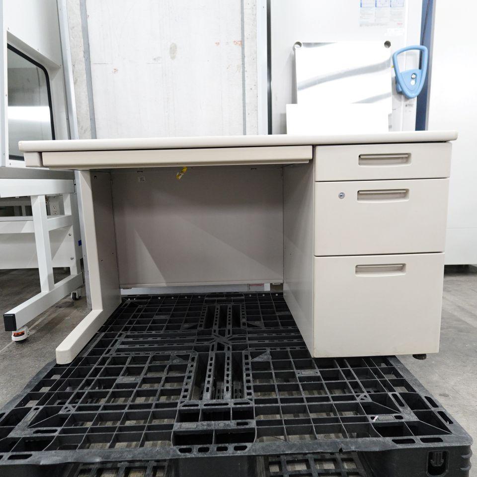 Kokuyo SD-BSN Standard Laboratory Table with Lock, 1200x700x700mm